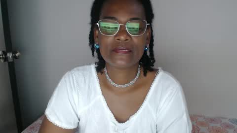 luxa online show from 01-29-25, 12:45