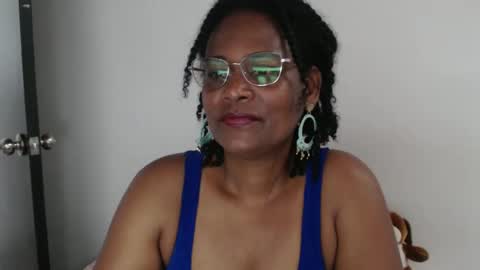 luxa online show from 01-30-25, 12:37