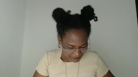 luxa online show from 09-13-25, 08:08