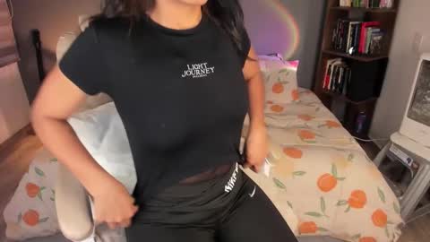 Rouss marie henao  online show from 09-20-25, 09:10