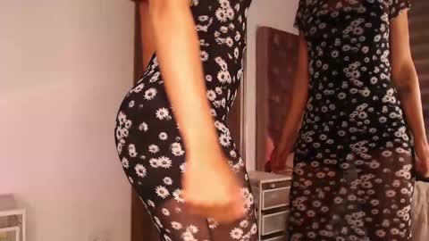 Snapshot of rouss_henao chatting on 05-04-26, 11:28 Rouss marie henao online show from 05-04-26, 11:28