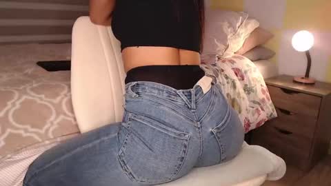 Snapshot of rouss_henao chatting on 05-19-26, 01:56 Rouss marie henao online show from 05-19-26, 01:56