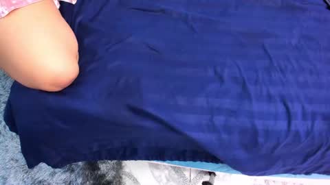 rousse_lily0 online show from 07-08-26, 03:33