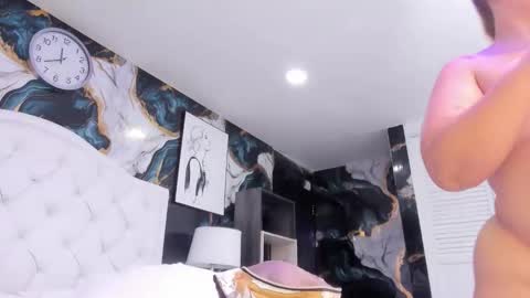 Rousse  online show from 02-25-26, 01:37