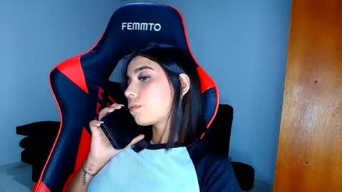 rousse_violet online show from 03-05-26, 02:07