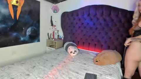 Snapshot of roussew chatting on 01-23-25, 09:07 I am lisa and excited that men masturbate for me online show from 01-23-25, 09:07