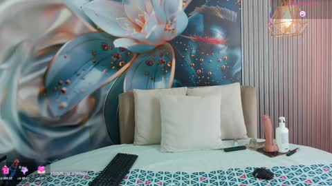 rouxinferno_cr online show from 04-08-26, 03:17