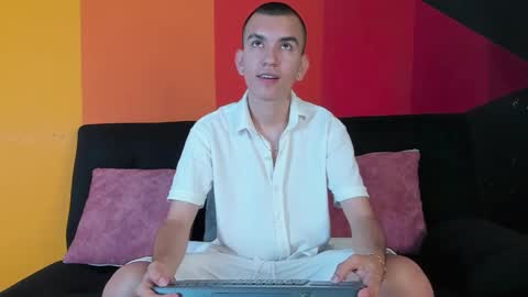 Rowan online show from 09-10-25, 12:16