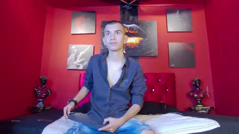 Rowan online show from 09-29-25, 12:32