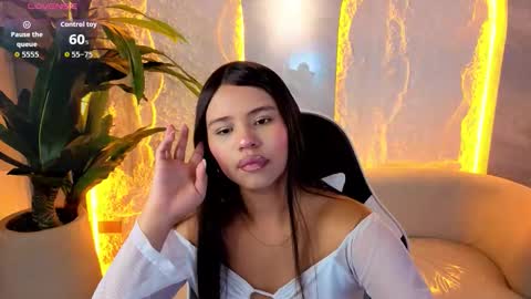 Roxan tp online show from 02-24-26, 12:47