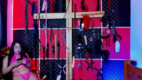 Snapshot of roxana_bdsm chatting on 09-09-25, 07:24 roxana_bdsm online show from 09-09-25, 07:24