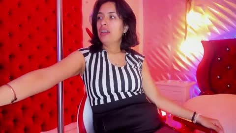 Snapshot of roxanne_han chatting on 05-18-26, 12:22 roxanne_han online show from 05-18-26, 12:22