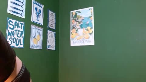 Roxie online show from 10-31-25, 02:34