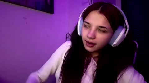 Hana online show from 04-18-26, 07:07