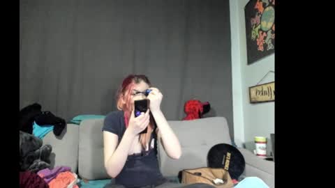 roxihazeleyes online show from 09-14-25, 07:40