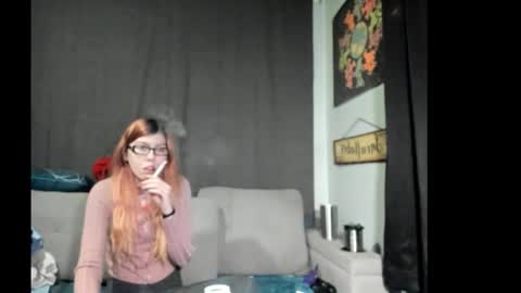 roxihazeleyes online show from 10-16-25, 05:58