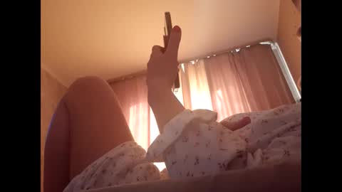 Snapshot of roxolanaa_sexy chatting on 02-26-25, 05:20 ROXOLANAA SEXY online show from 02-26-25, 05:20