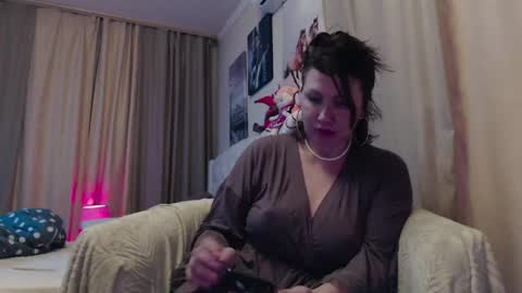 Snapshot of roxolanaa_sexy chatting on 12-03-25, 02:15 ROXOLANAA SEXY online show from 12-03-25, 02:15