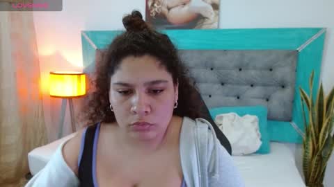 roxiie online show from 10-07-25, 02:42