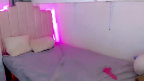 roxxy_blossom online show from 01-06-26, 06:06