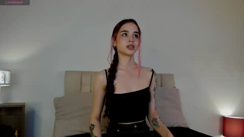 Roxxy online show from 02-12-25, 09:22