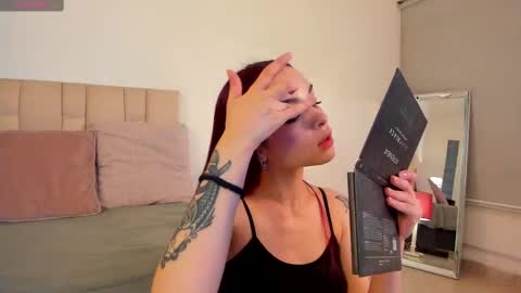 Roxxy online show from 03-11-25, 09:37