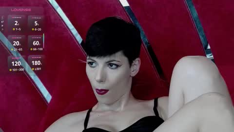 Roxy online show from 10-17-25, 04:42