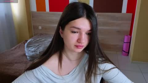 Roxy online show from 04-25-26, 03:53