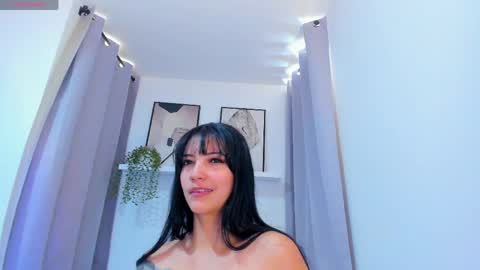 Roxy hell online show from 04-10-26, 08:02