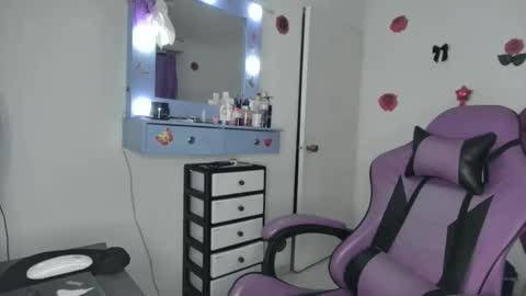 Roxy online show from 06-03-26, 02:25
