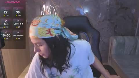 Snapshot of roxy_luxe_tf chatting on 07-19-26, 12:31 Roxy online show from 07-19-26, 12:31