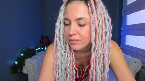 Roxy online show from 12-25-24, 08:07