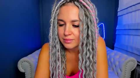 Roxy online show from 09-27-25, 02:16