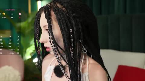 roxanne online show from 03-19-26, 05:39