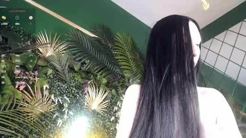 Snapshot of roxy_morrison_x chatting on 05-27-26, 03:47 roxanne online show from 05-27-26, 03:47