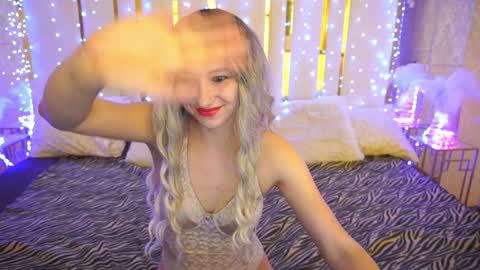 roxy_rayy online show from 02-04-25, 10:10