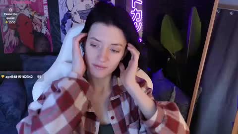 roxy_riot_ online show from 02-21-25, 01:22