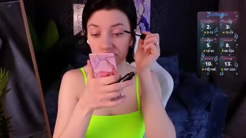 Snapshot of roxy_riot_ chatting on 02-04-26, 01:33 roxy_riot_ online show from 02-04-26, 01:33