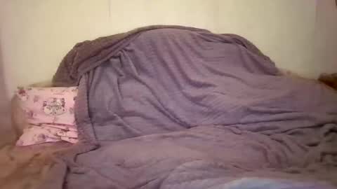 roxy secrets online show from 10-11-25, 01:31