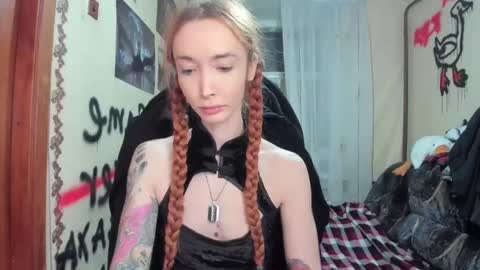 Roxy online show from 03-01-25, 12:17