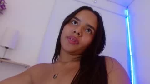 roxy_stone1 online show from 10-31-25, 08:21