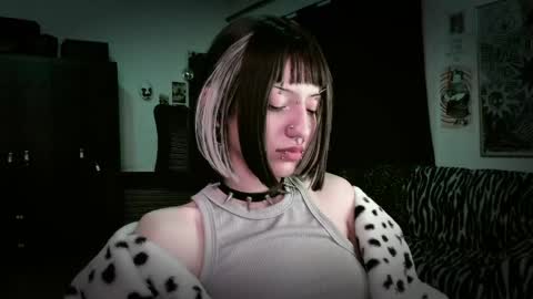 Roxy Independient model Help me to reach 50 thumbs up online show from 05-15-26, 11:12