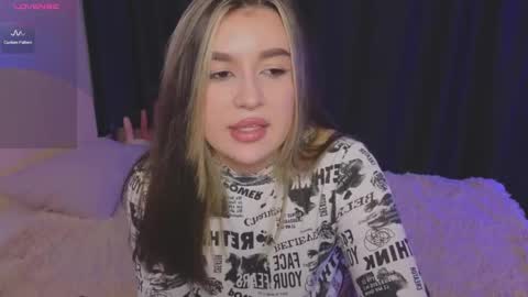 Roxy online show from 02-19-25, 06:21