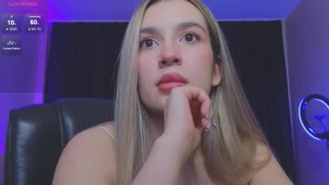 Roxy online show from 11-21-25, 08:51