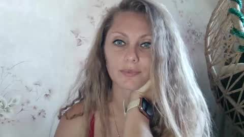 Snapshot of roxyfox18x01 chatting on 10-03-25, 07:49 roxyfox18x01 online show from 10-03-25, 07:49