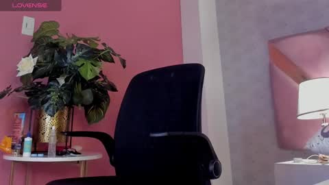 RoxyReignn online show from 09-28-25, 01:49