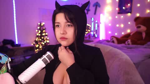 roxysuh online show from 12-06-24, 08:26