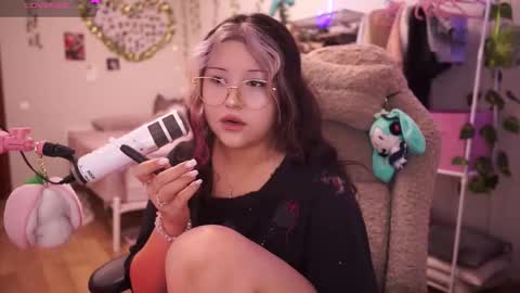 roxysuh online show from 12-02-25, 07:47