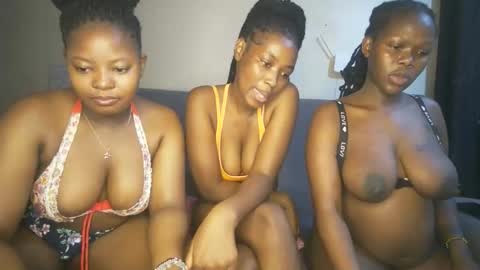 royal_charm online show from 03-13-26, 03:51