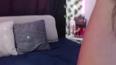 Bruna Royale  online show from 02-09-26, 04:33